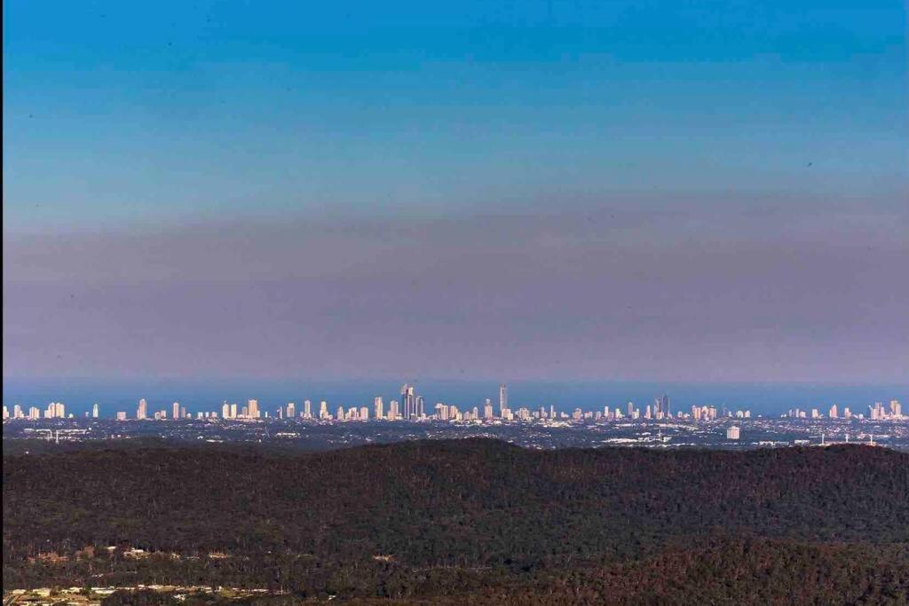 Mountain Living With Ocean Views Villa Mount Tamborine Exterior photo